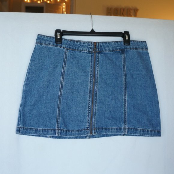 Altar'd State Denim Jean Mini Skirt Zip Front - Picture 2 of 4